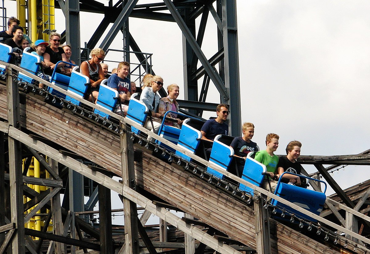 Roller coaster without seatbelts
